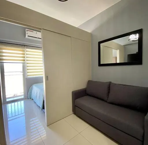 Apartamento A Cozy 1 Bedroom Unit With A Parking At South Residences Sm Southmall *